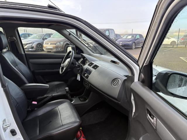 Suzuki Swift image 7