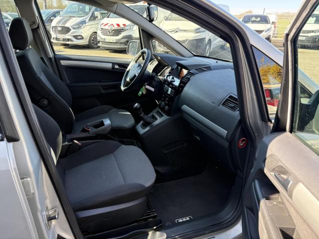 Opel Zafira image 5