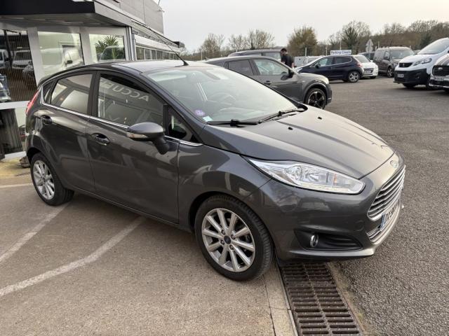 Ford Fiesta image 2
