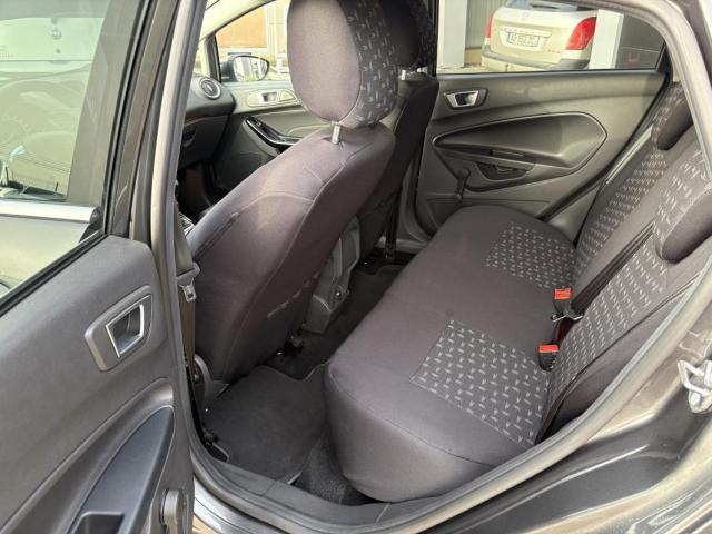 Ford Fiesta image 9