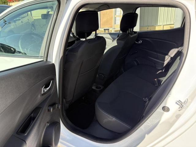 Renault Clio image 2