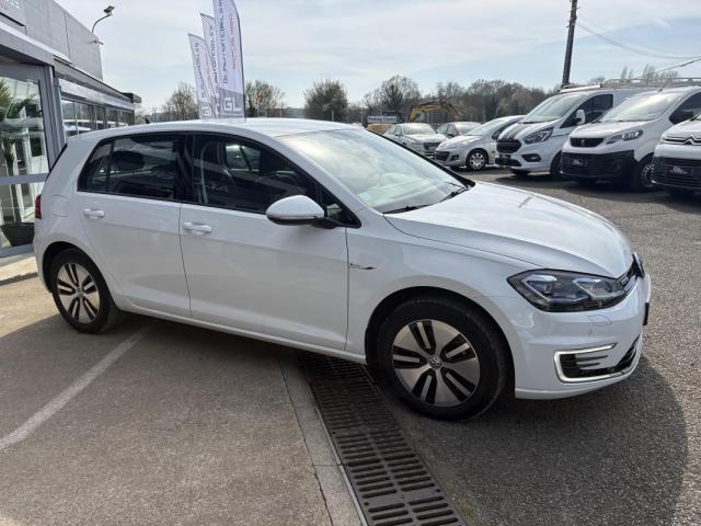 Volkswagen Golf image 8