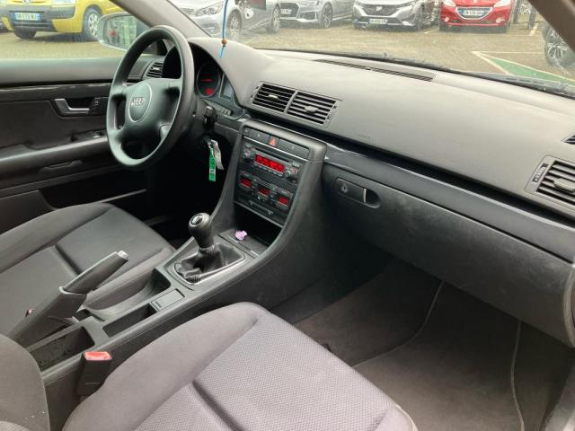 Audi A4 image 8