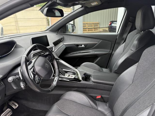 Peugeot 3008 image 1