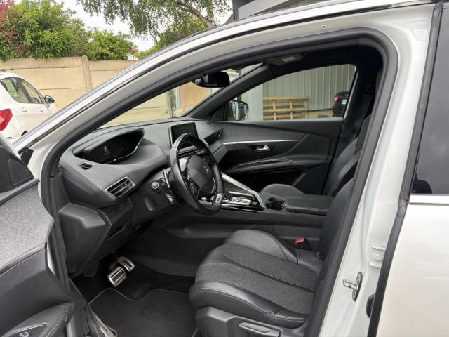 Peugeot 3008 image 3