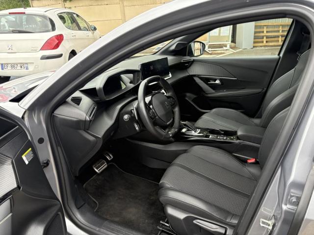 Peugeot 208 image 2