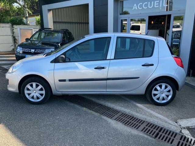 Renault Clio image 8