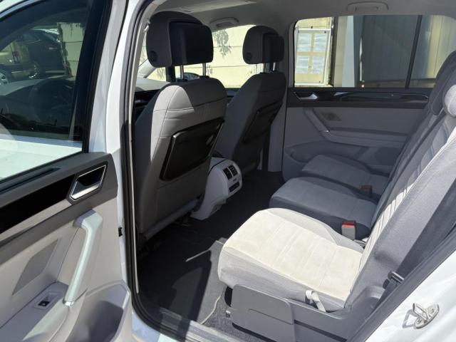 Volkswagen Touran image 3