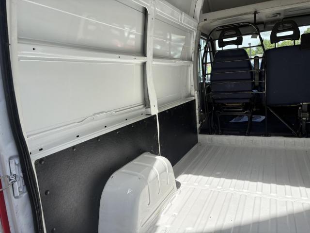 Peugeot Boxer image 2