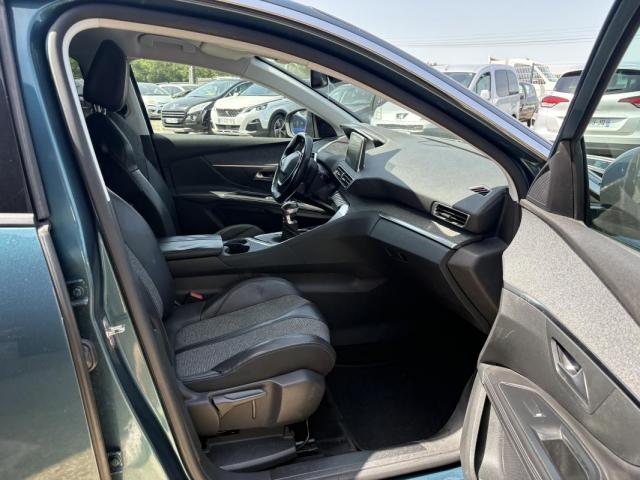 Peugeot 5008 image 8