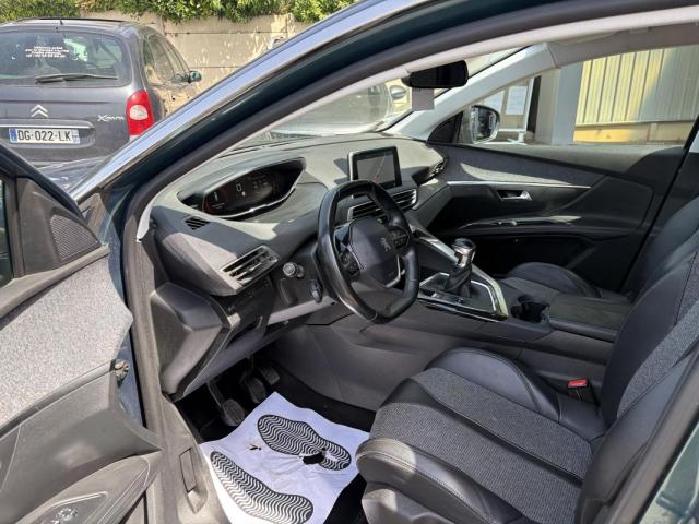 Peugeot 5008 image 3
