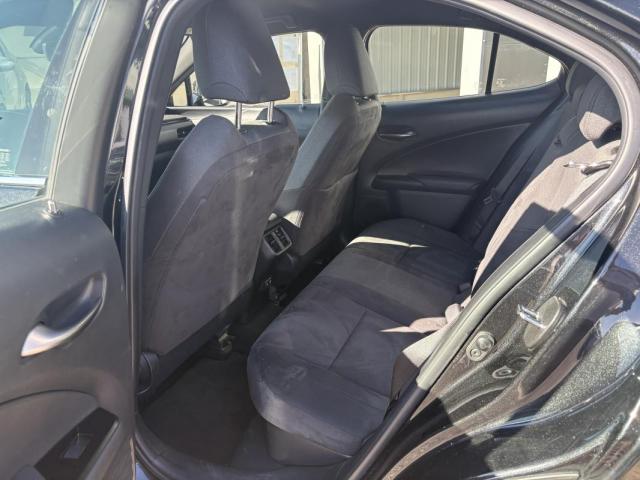 Lexus Ux image 7