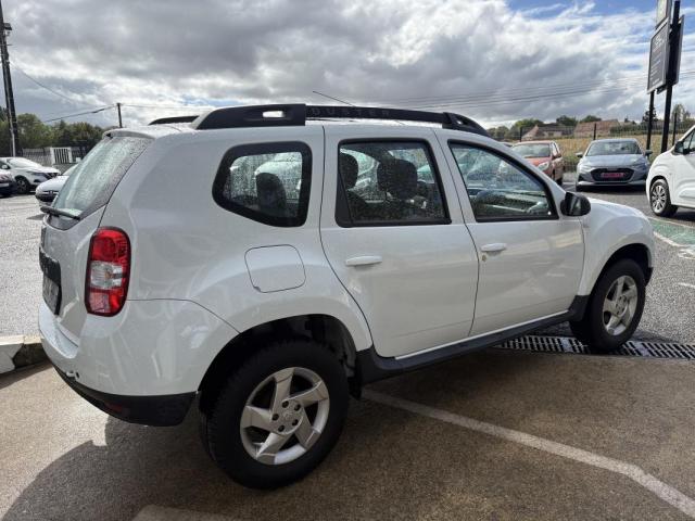 Dacia Duster image 2