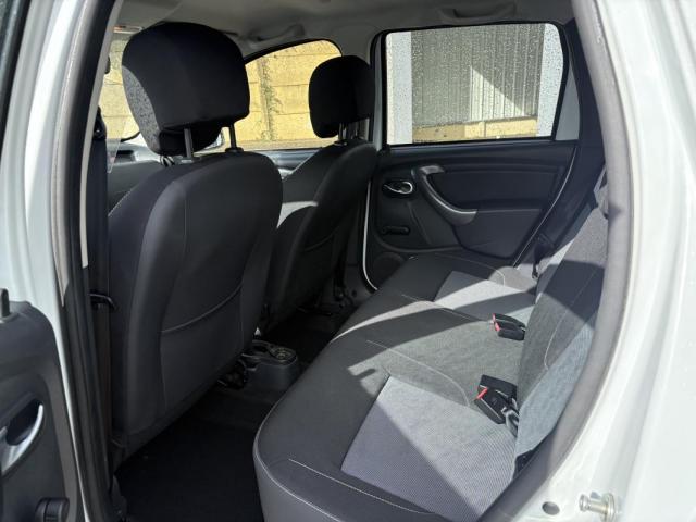 Dacia Duster image 9