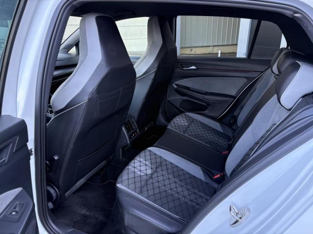 Volkswagen Golf image 1
