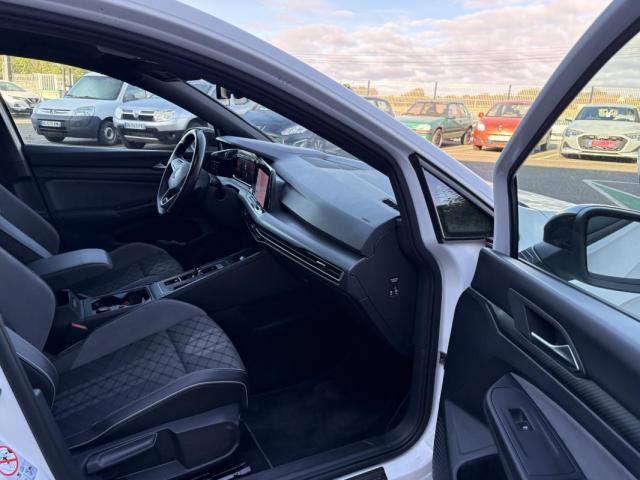 Volkswagen Golf image 6