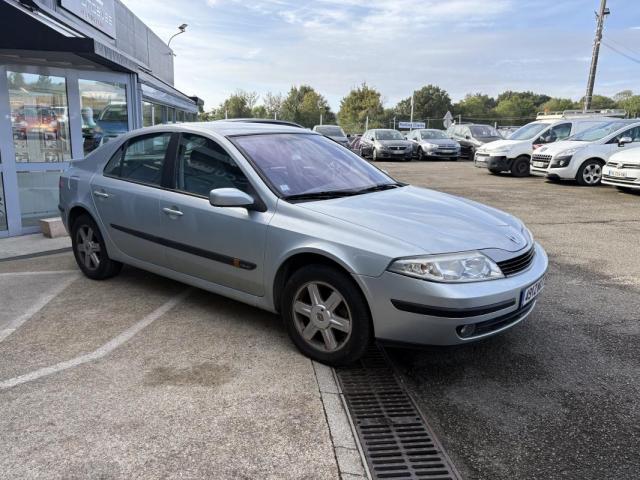 Renault Laguna image 3