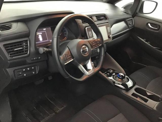 Nissan Leaf image 5
