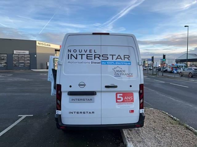 Nissan Interstar image 2