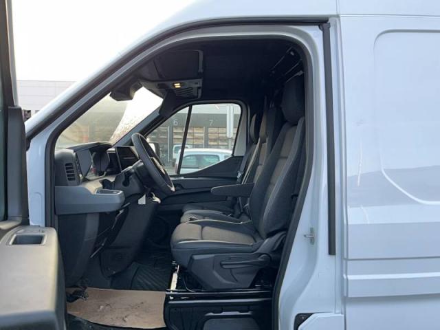 Nissan Interstar image 6