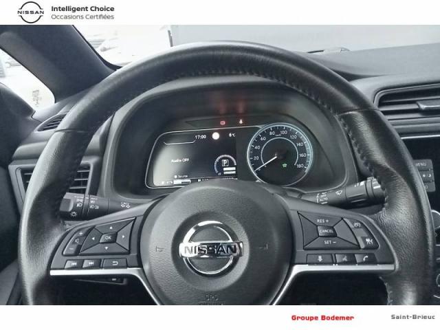 Nissan Leaf image 2