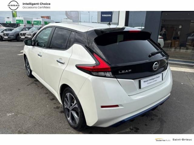 Nissan Leaf image 3