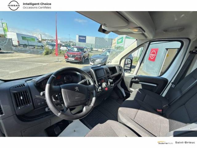 Peugeot Boxer image 2