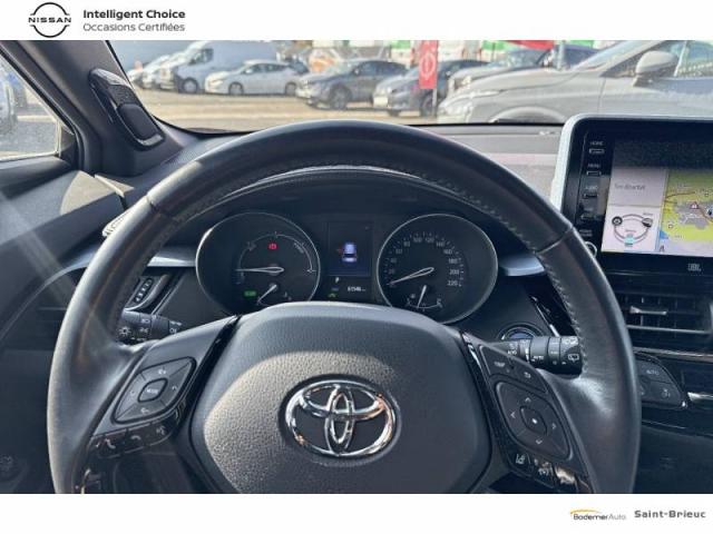 Toyota C-Hr image 6