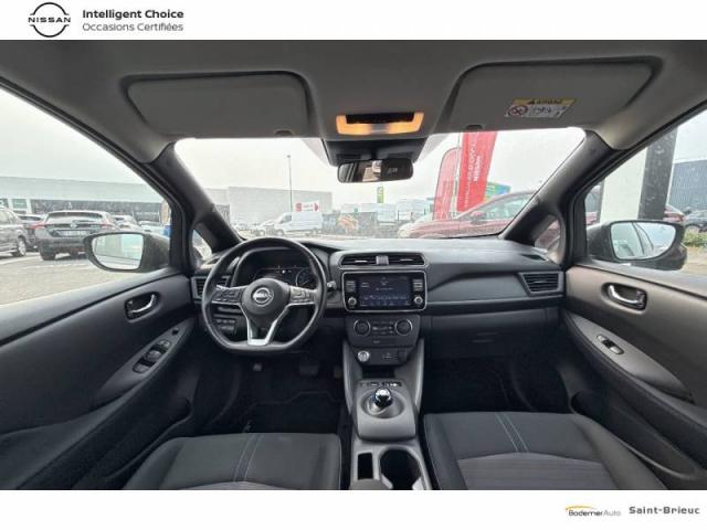 Nissan Leaf image 2