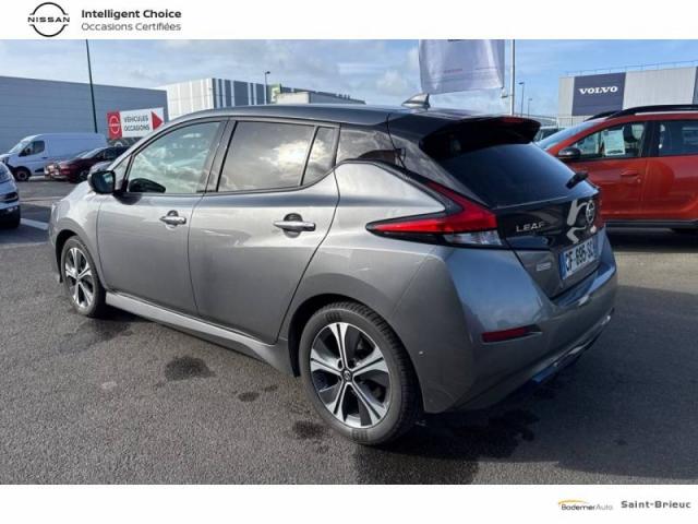 Nissan Leaf image 2