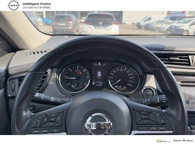 Nissan X-Trail image 2