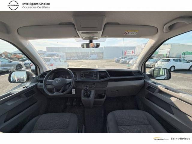 Volkswagen Transporter image 8