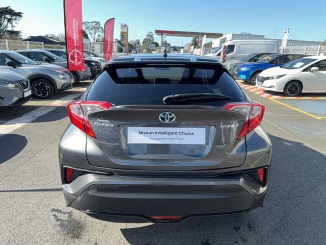 Toyota C-Hr image 5