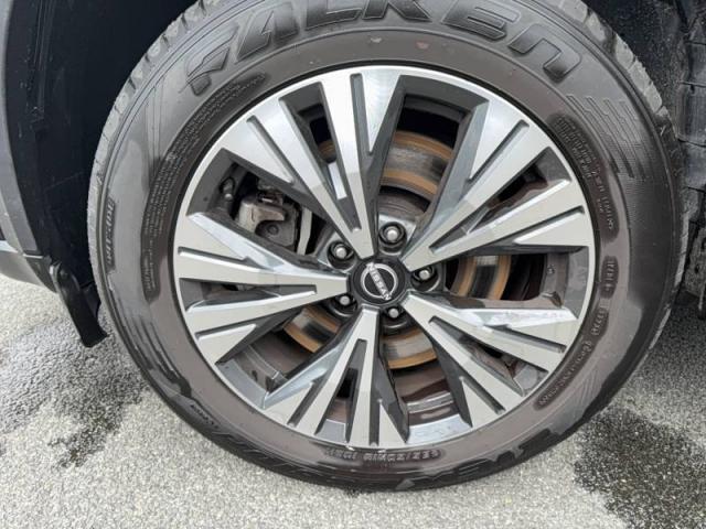 Nissan X-Trail image 3