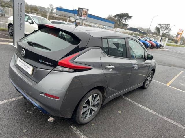 Nissan Leaf image 7