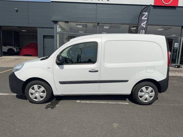 Nissan Nv250 image 2