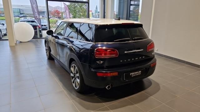Mini Clubman image 2