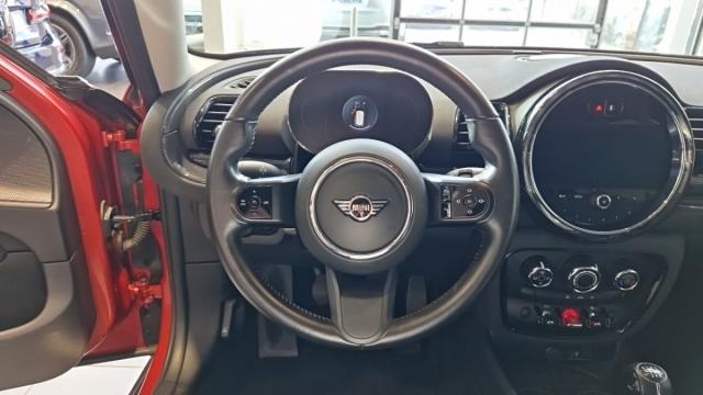 Mini Clubman image 5