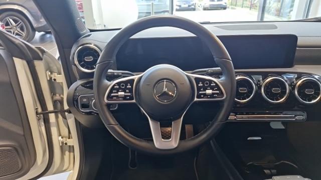 Mercedes Benz Cla Shooting Brake image 3