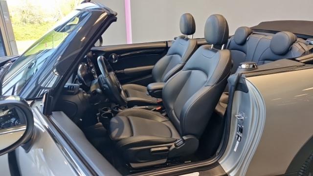 Mini Cabrio image 5