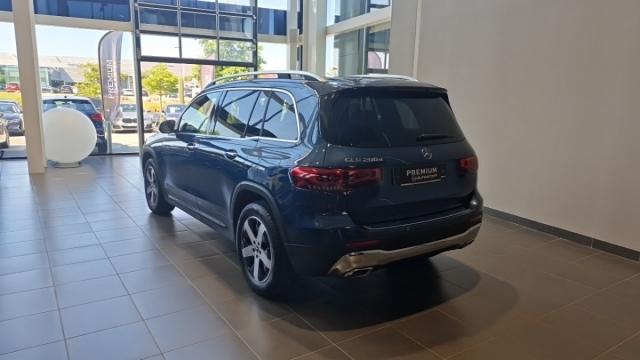 Mercedes Benz Glb image 8