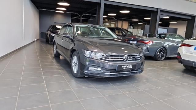 Volkswagen Passat image 6
