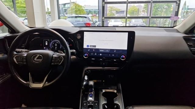 Lexus Nx image 7