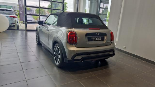 Mini Cabrio image 4