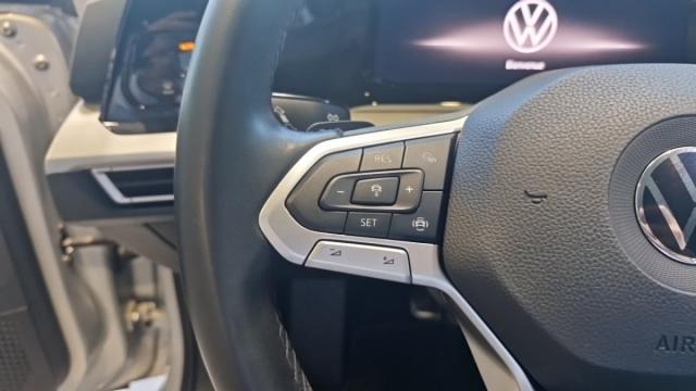 Volkswagen Golf image 5