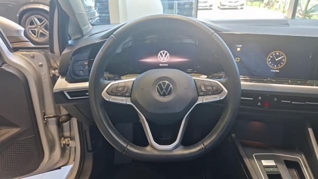 Volkswagen Golf image 2