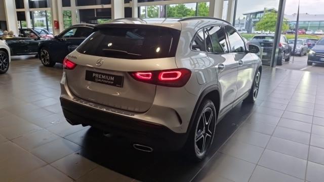 Mercedes Benz Gla image 6