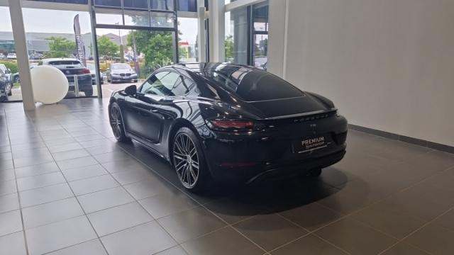 Porsche 718 Cayman image 9