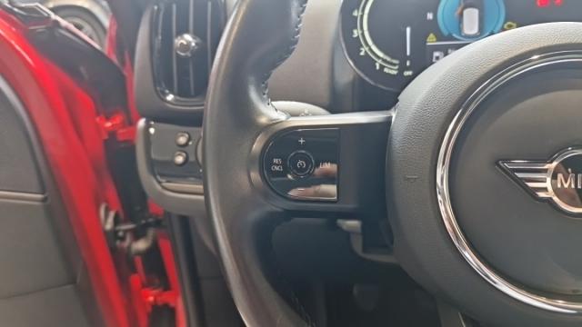 Mini Countryman image 8