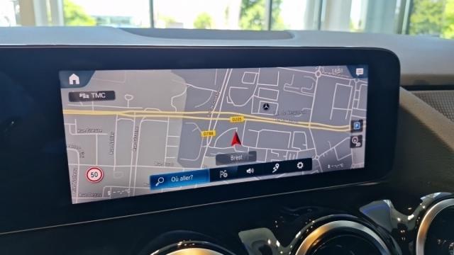 Mercedes Benz Gla image 2